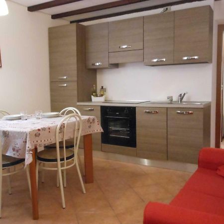 Il Vecchio Cortile Apartman Mandello del Lario Kültér fotó